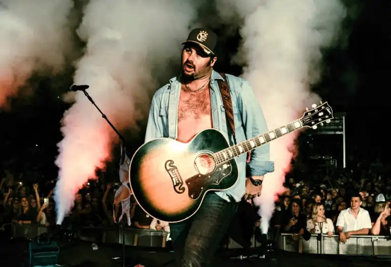Koe Wetzel & Ole 60 tickets